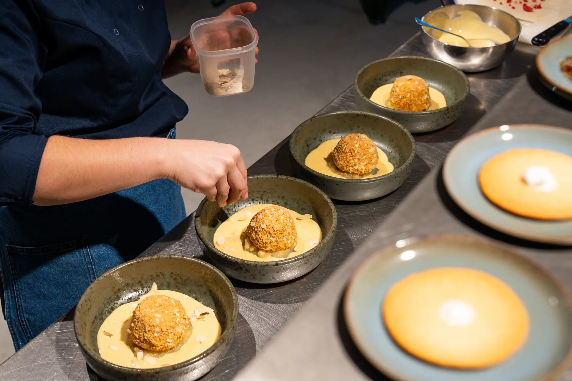 22770_Roasted-Apple-Pie_Prep-7