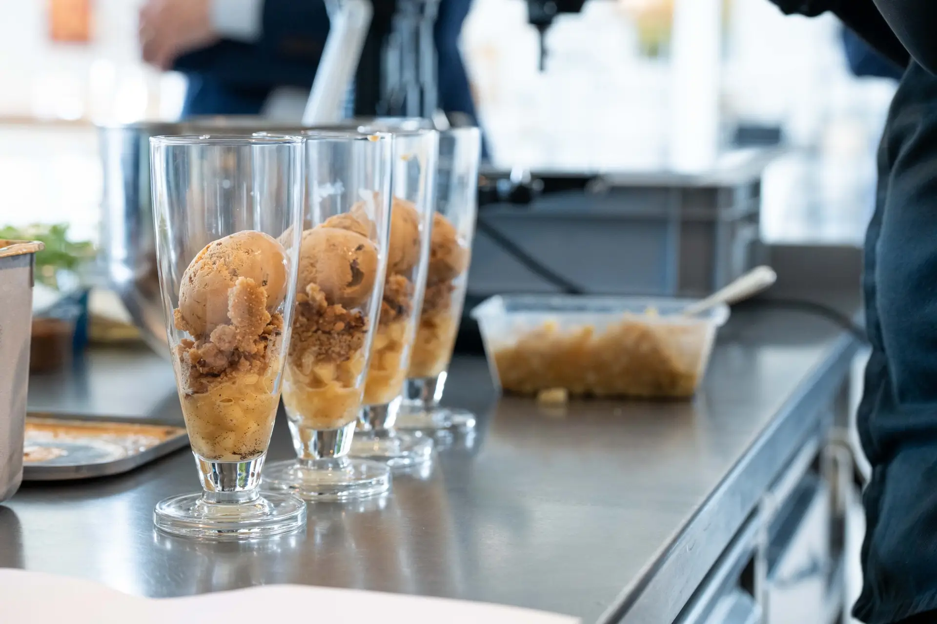 23050__SaltedCaramel_in-glass